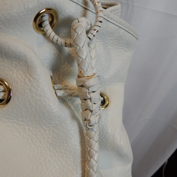 Elliott Lucca Large White Leather Handbag - Picture 4 of 8